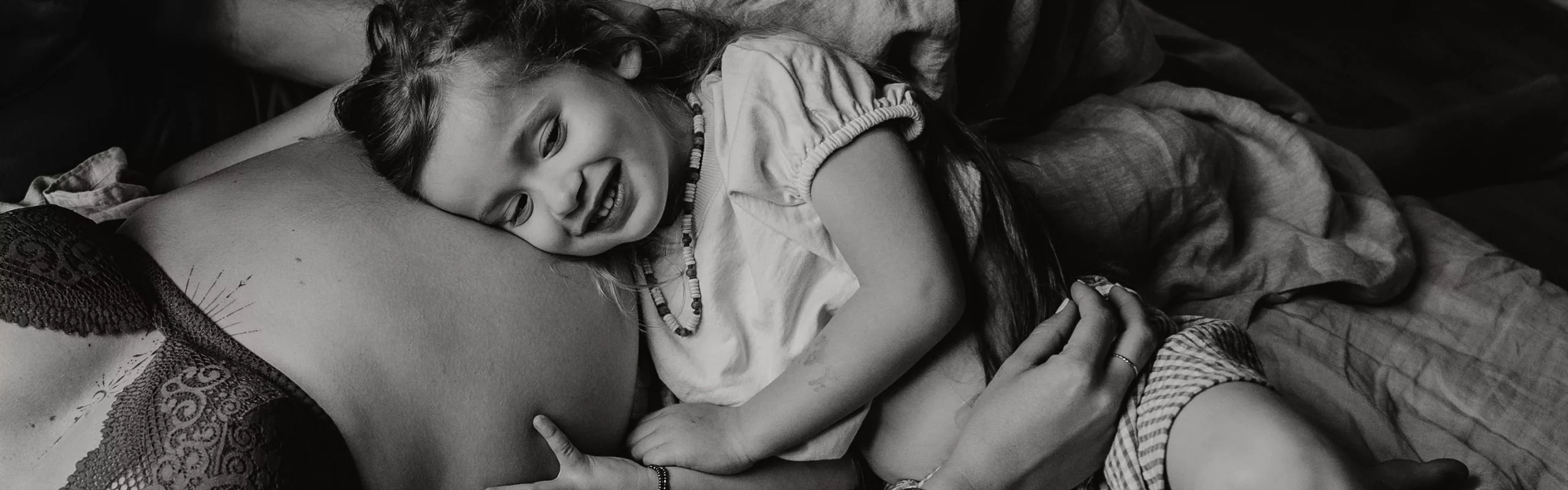 prestation photographe grossesse naissance lyon hero